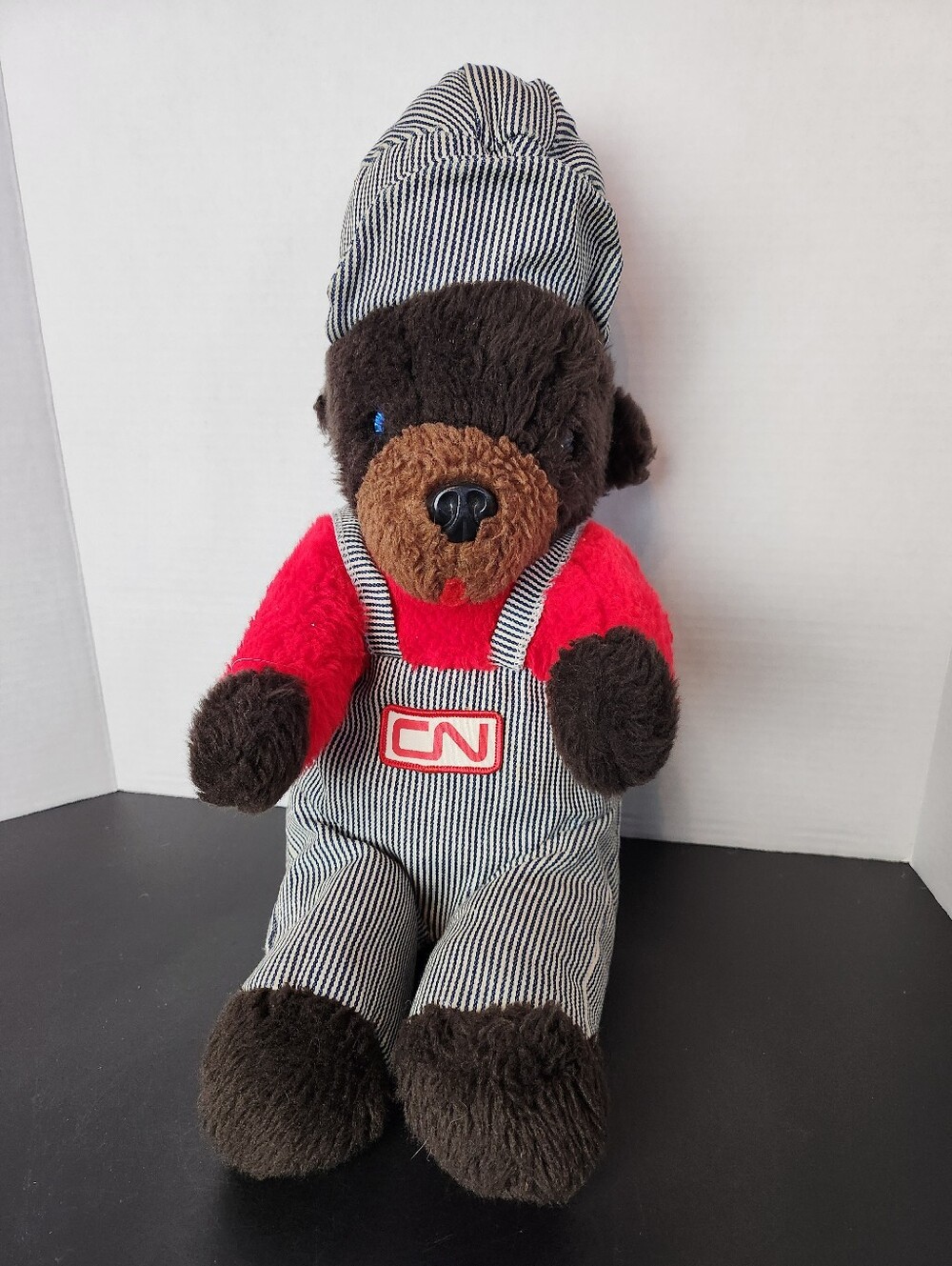 Vintage 1980's CN Rail Oscar mascot cuddly toy 15" plush bear vtg canadian